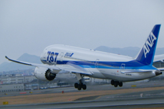 Boeing787 takeoff