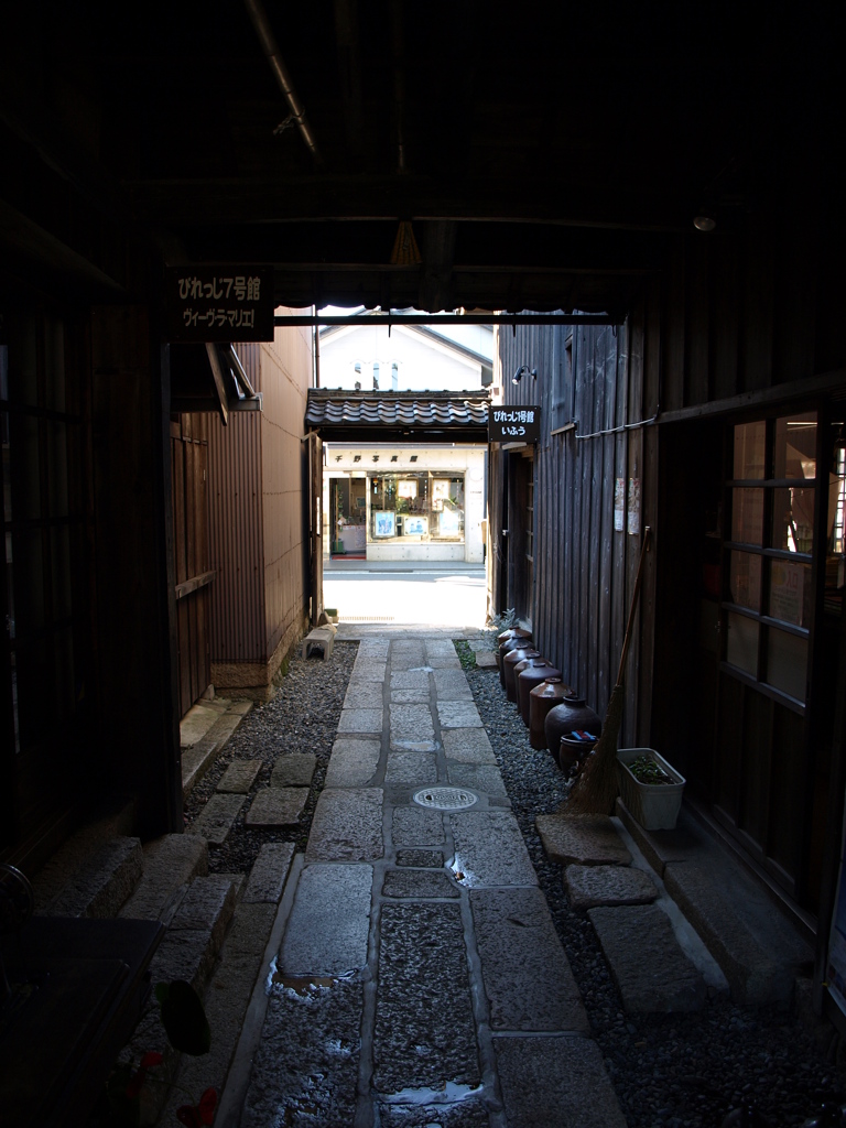 高島びれっじ・通路