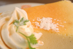 CHEESE CAKE
