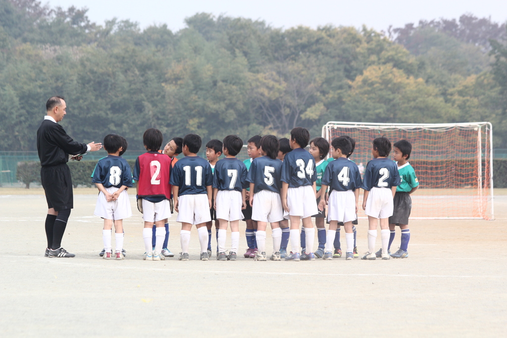 少年サッカー試合終了