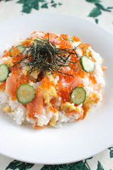 ◆植田食堂073　スモークサーモン寿司