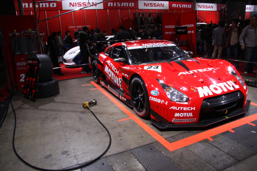 MOTUL AUTECH　GT-R