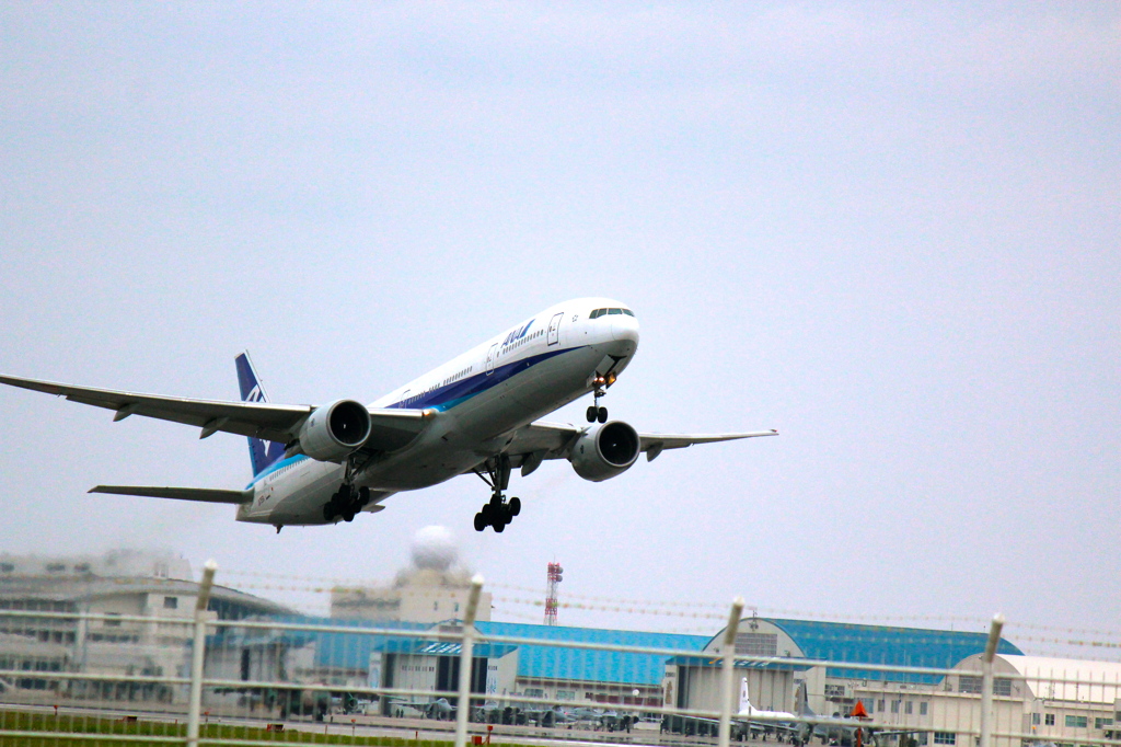 by那覇空港