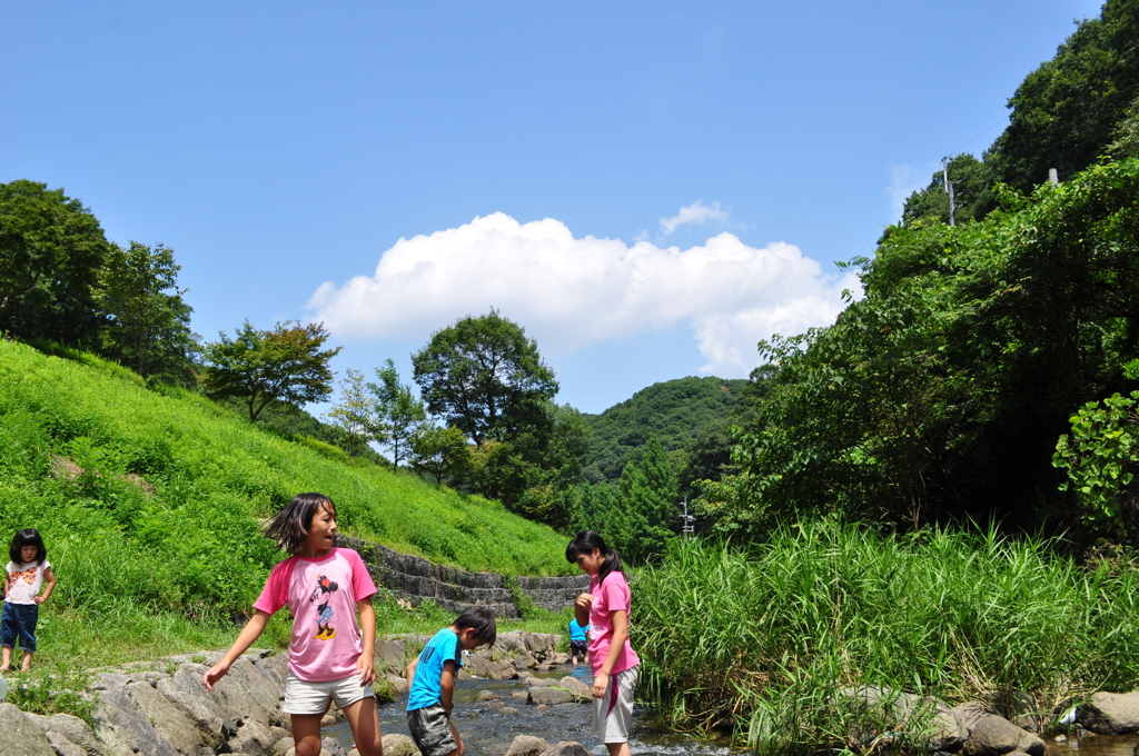 川遊び