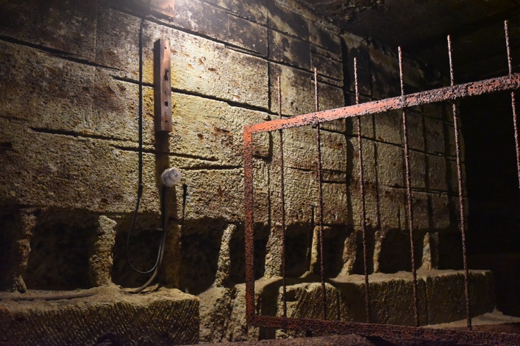 Prison of the rock