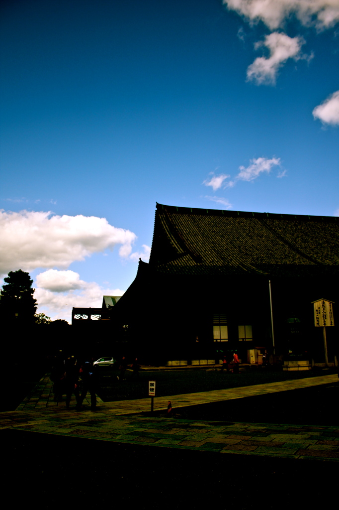 寺角上方青空
