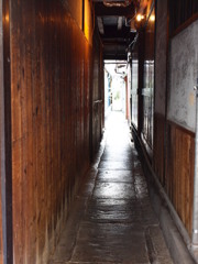 路地裏