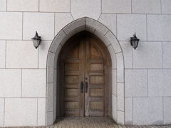 リュバンベールの鐘の扉