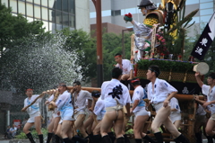 勢い水