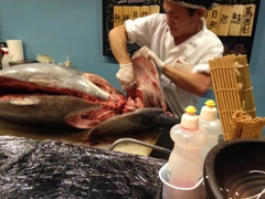 マグロ解体ショー