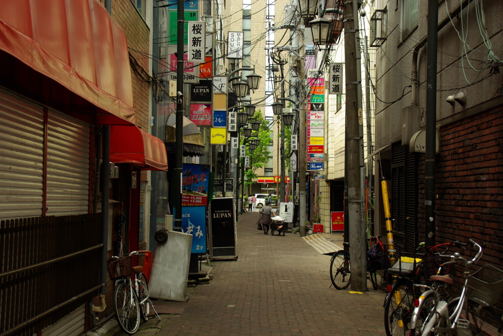川崎駅　商店街