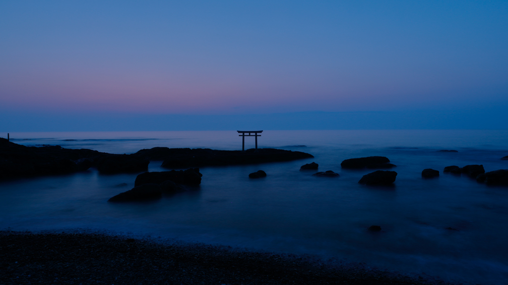 夜明け前の静寂