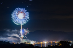 終わりを彩る花火