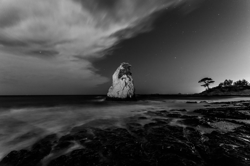 立石海岸の夜