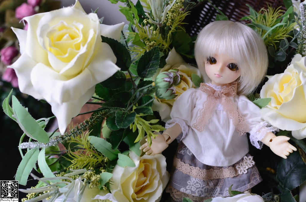 花に囲まれて
