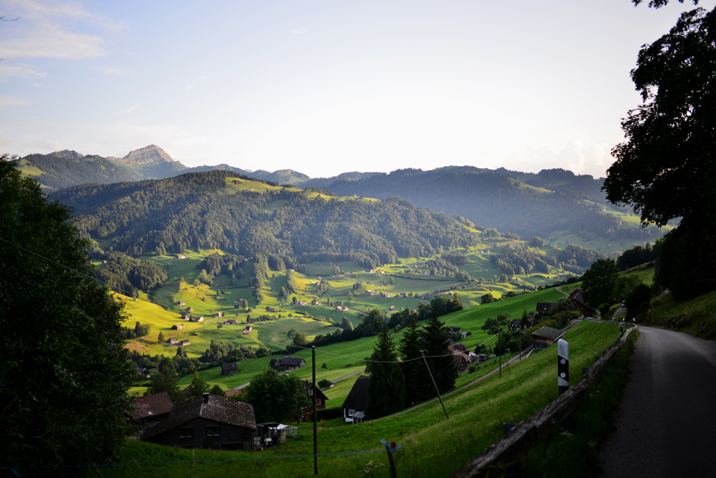 向かいの山へ１