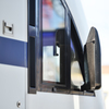 電車のバックミラー
