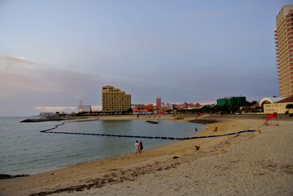 北谷サンセットビーチ