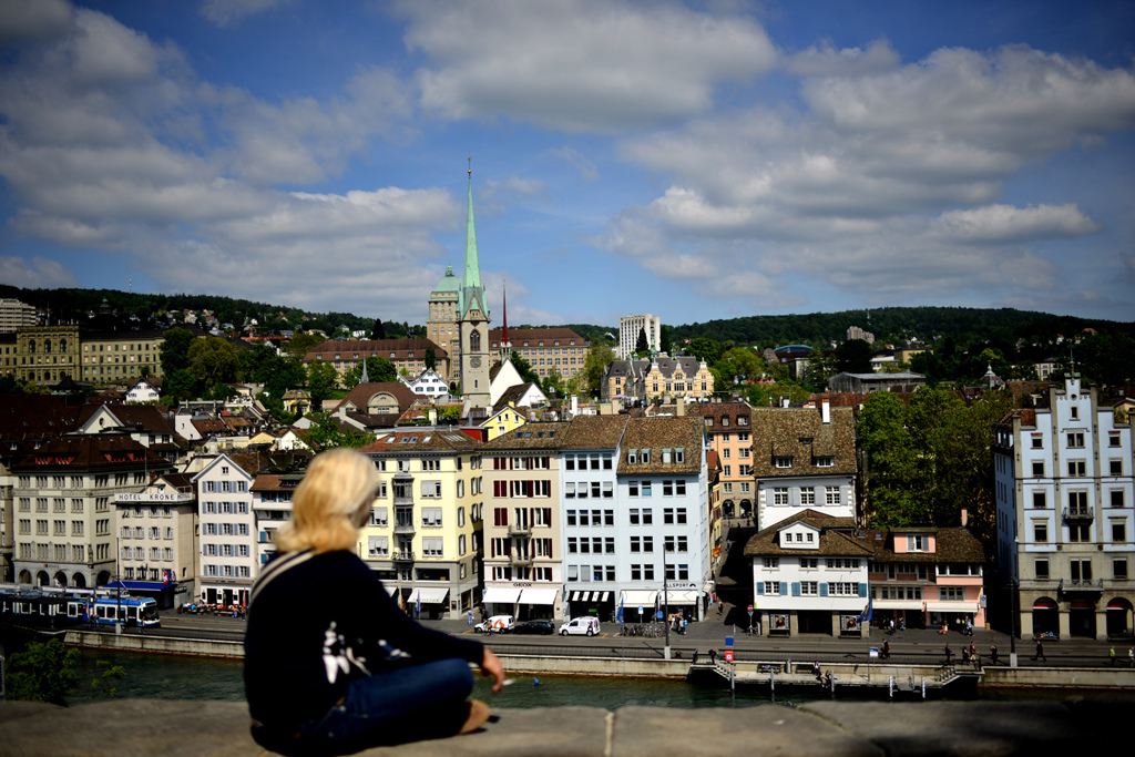 チューリッヒ４