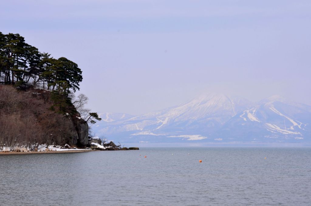 猪苗代湖と磐梯山