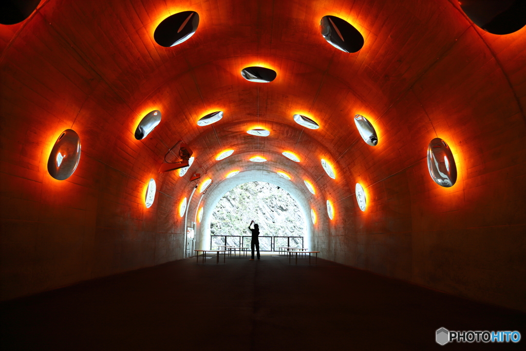 清津峡渓谷 別世界のトンネル