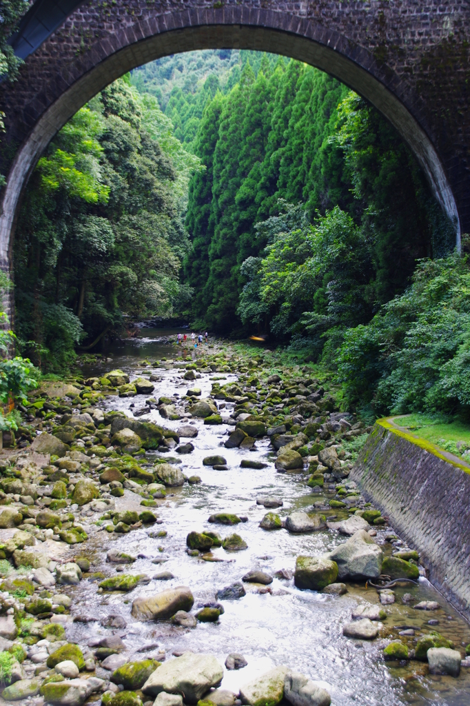 石橋のある風景