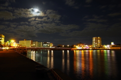 夜の那覇港