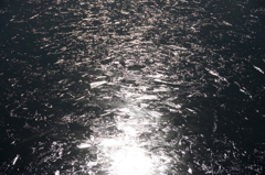 　　　輝く氷