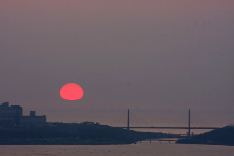 　　　夕陽八変化　　2