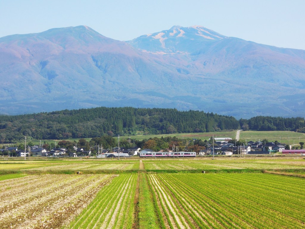 羽越本線と鳥海山(再)