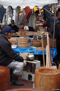 臼はなかなか売れません。。