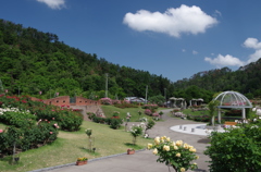 東沢バラ公園-ローズドーム