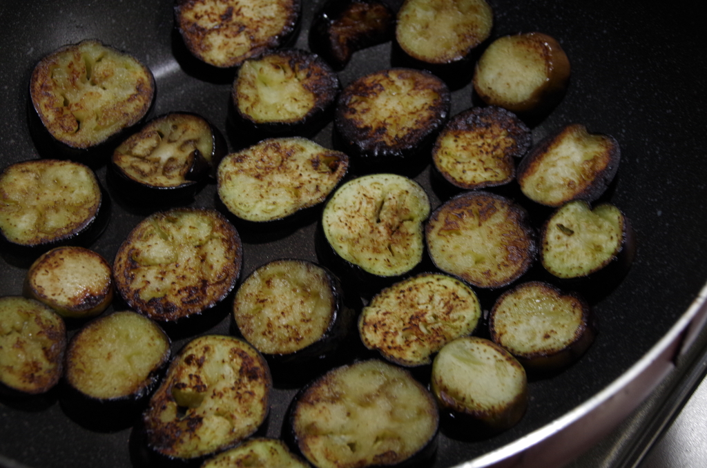 ドカ雪の降る日はカレー作り-4