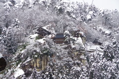 白い立石寺-3