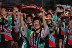 花笠をかざして