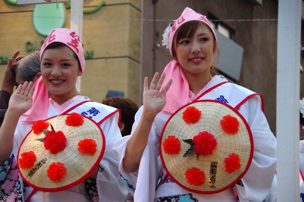 今年のミス花笠の二人