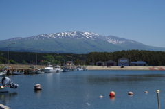 潮風と鳥海山