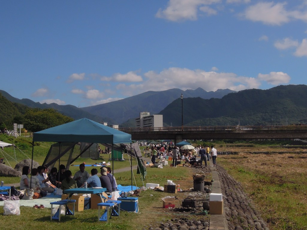 山形秋恒例芋煮会