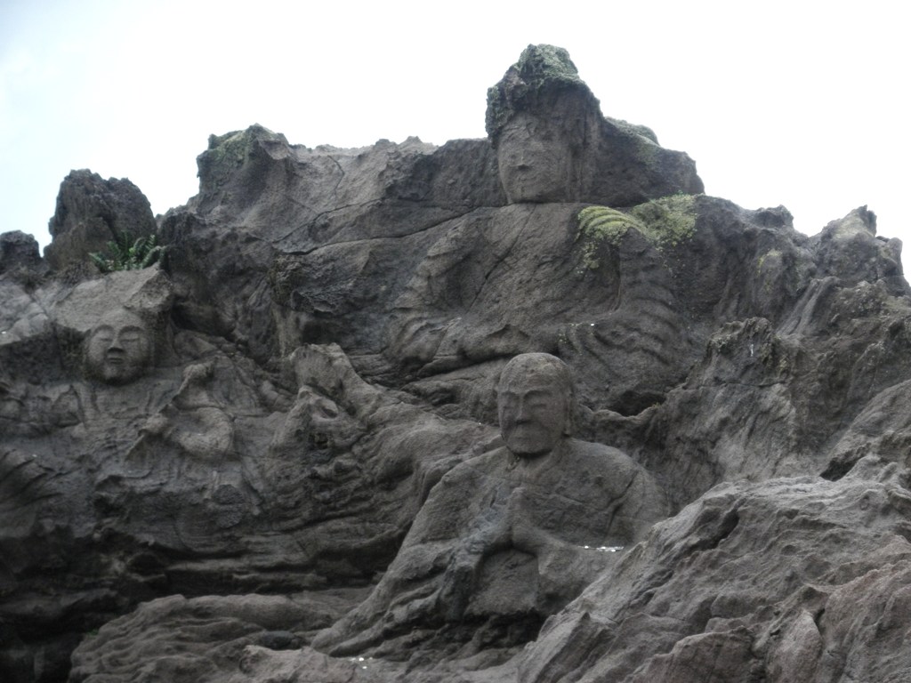 十六羅漢岩