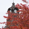 旧山形県庁・文翔館‐時計塔と紅葉