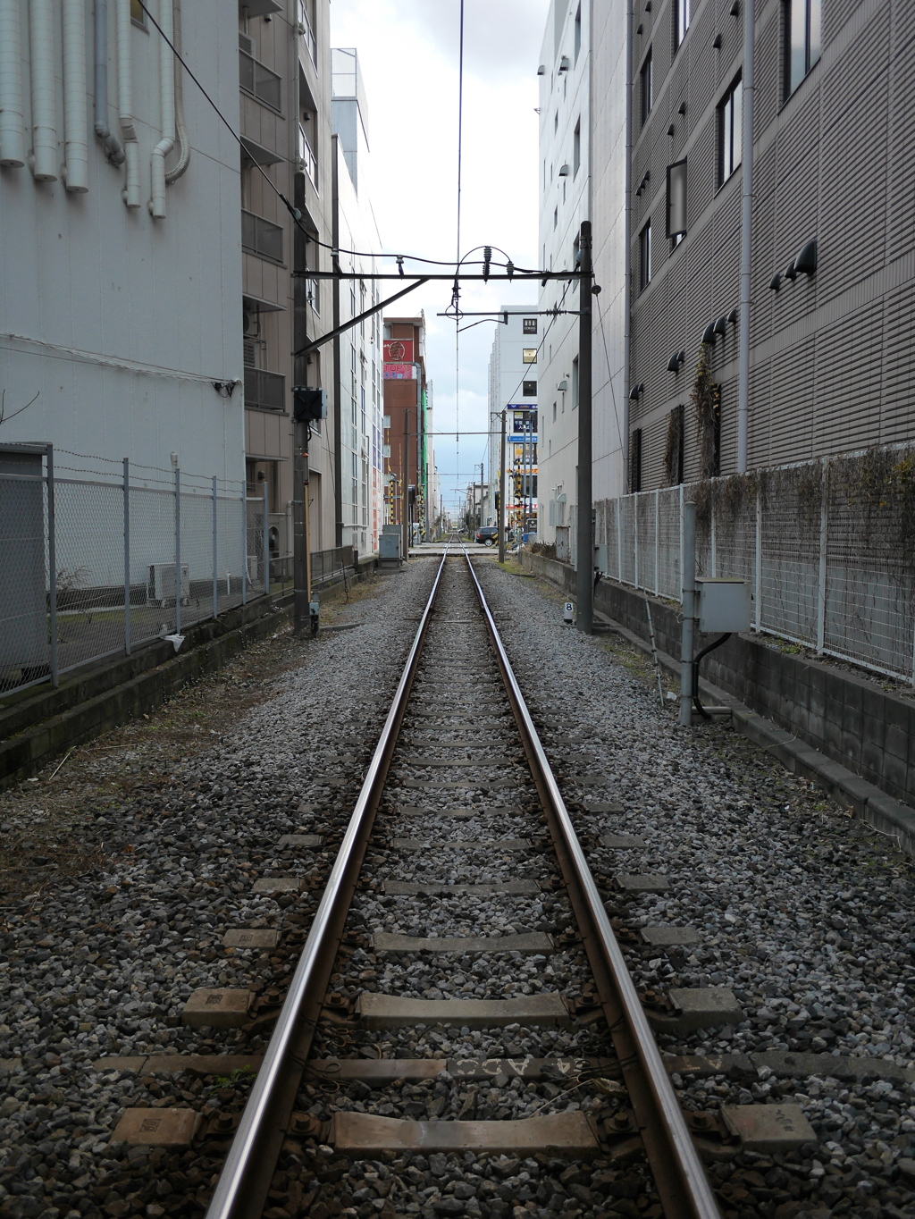 線路は続く