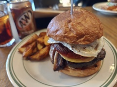 別の店になっても美味いな