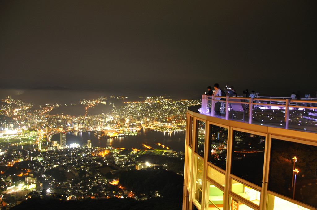 長崎の夜