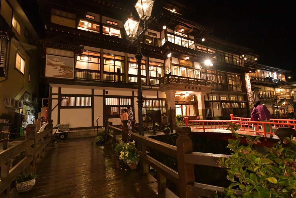 山形県尾花沢市・銀山温泉　能登屋旅館
