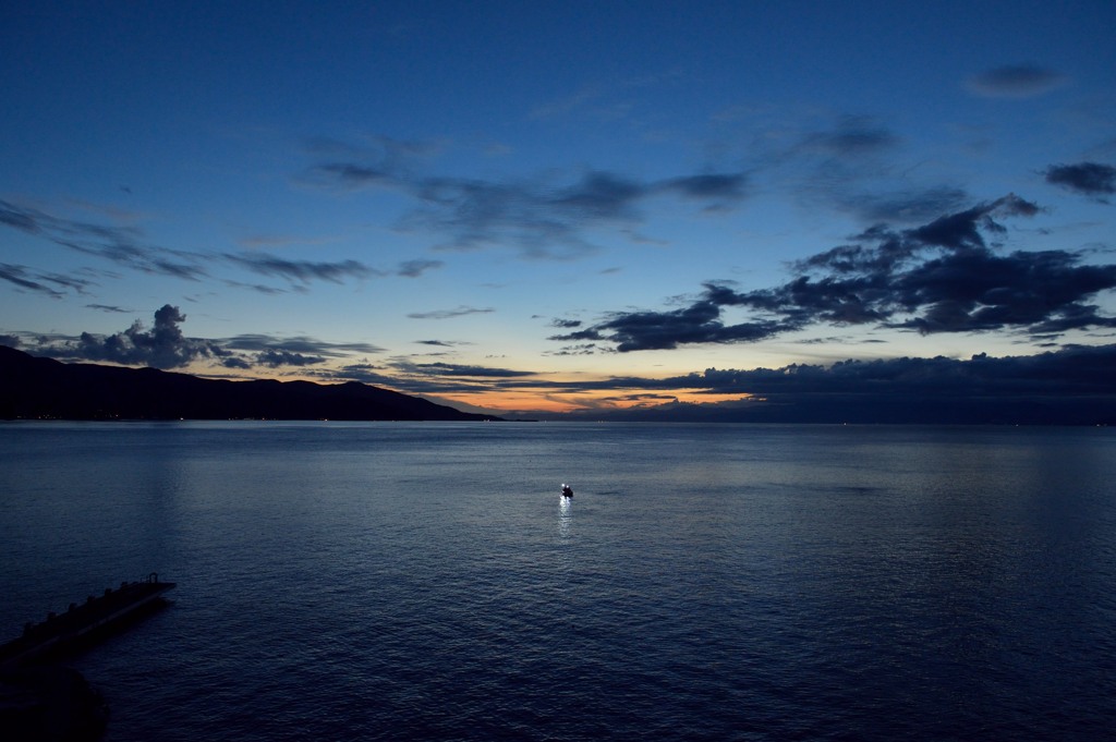 伊豆淡島の夕暮れ