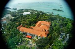 望遠鏡をのぞくと・・・