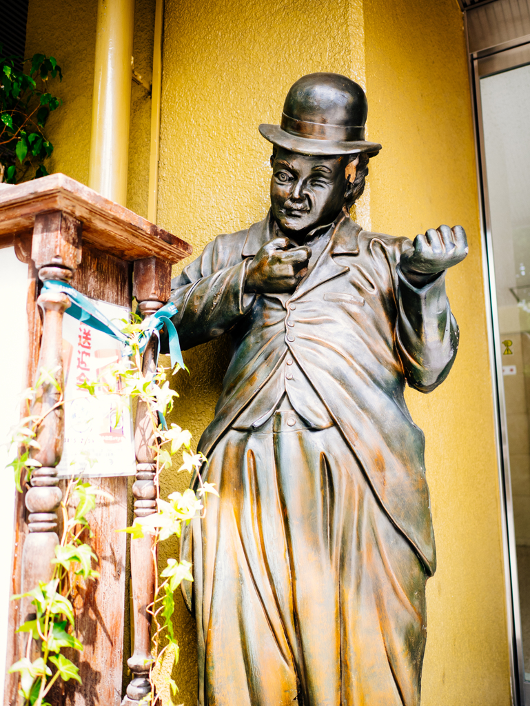 ツェッペリさん、太り過ぎです