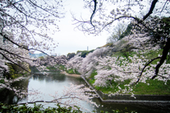 地下鉄を降りれば