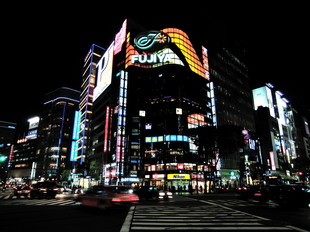 銀ブラる