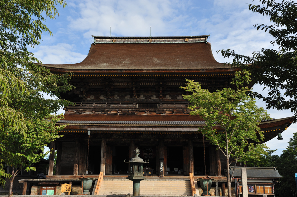 金峯山寺　蔵王堂